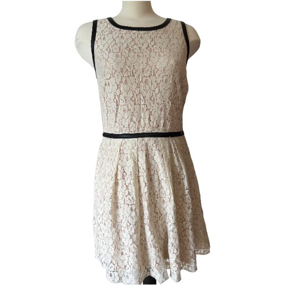 Speechless Cream Lace Babydoll Dress Sz 13 Juniors Black Faux Leather Waist - Picture 2 of 12